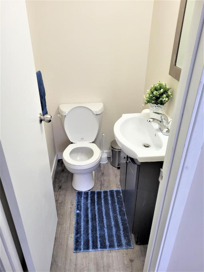 Cozy 4 Bedroom Townhouse - Peaceful Feel Of Home Winnipeg Buitenkant foto