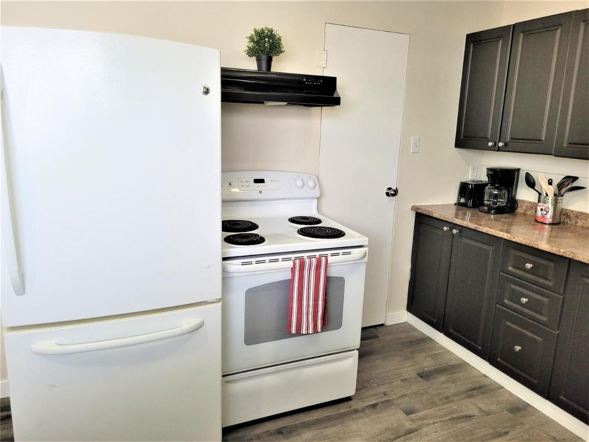 Cozy 4 Bedroom Townhouse - Peaceful Feel Of Home Winnipeg Buitenkant foto
